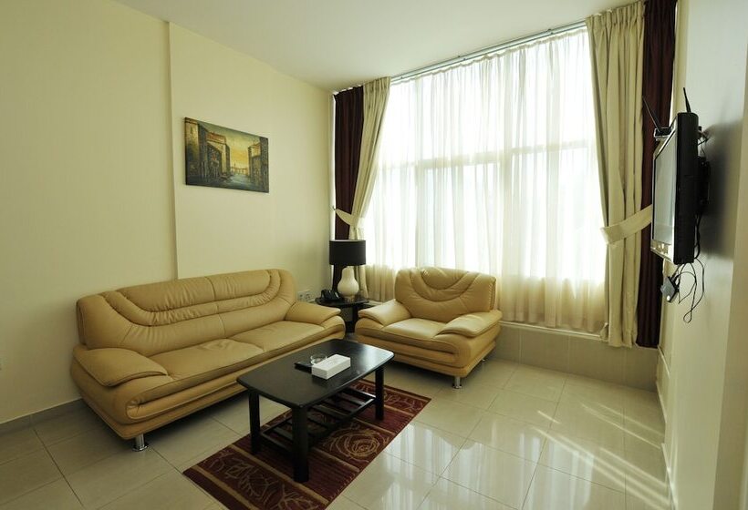 Люкс, Center Ville