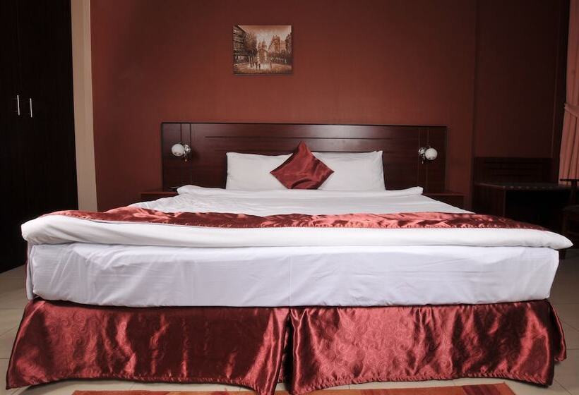 Люкс, Center Ville