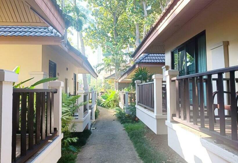 Номер Стандарт Вид на Сад, Chiangkhong Teak Garden Riverfront Onsen Hotel  Sha Extra Plus