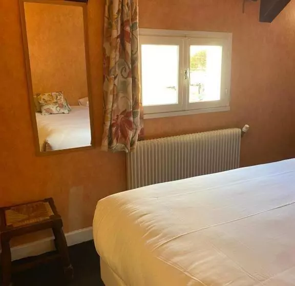 スタンダードルーム, Hostellerie Du Chateau