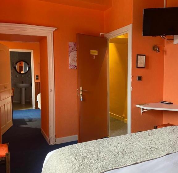 חדר סטנדרט לשלושה, Hostellerie Du Chateau