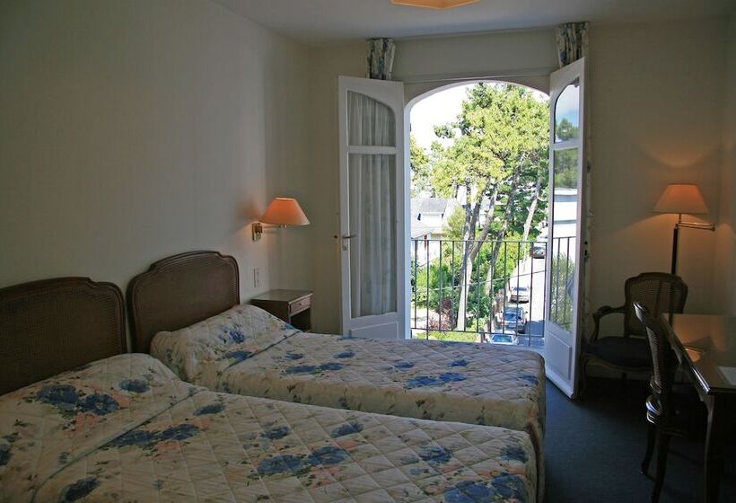 اتاق سوپریور با چشمانداز جانبی دریا, La Concorde