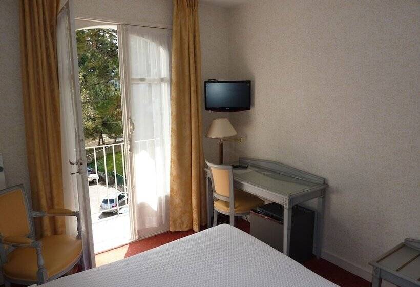 اتاق سوپریور با چشمانداز جانبی دریا, La Concorde