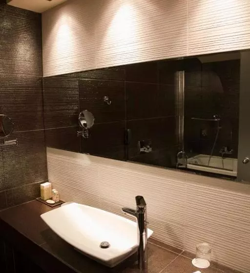 スイート, Kalavrita Canyon Hotel & Spa