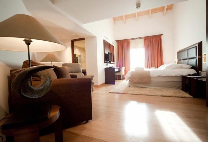 スーペリアールーム, Kalavrita Canyon Hotel & Spa