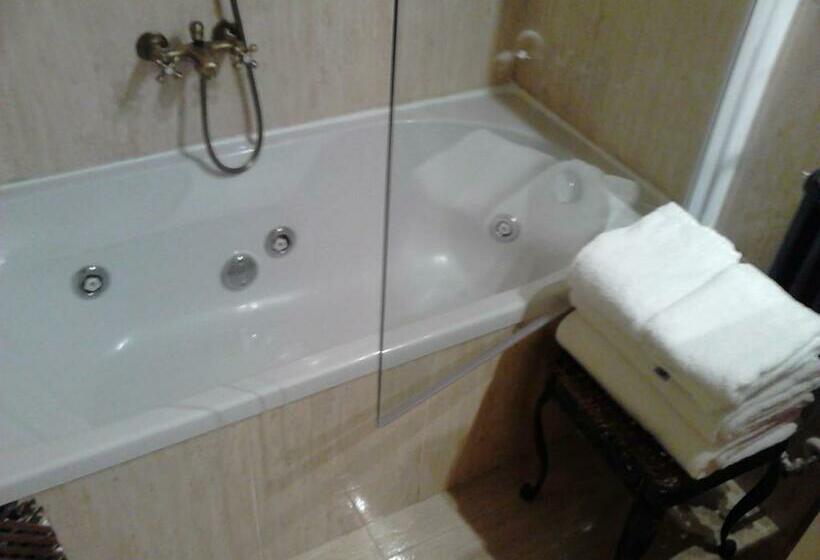 اتاق استاندارد, La Casona De La Torre