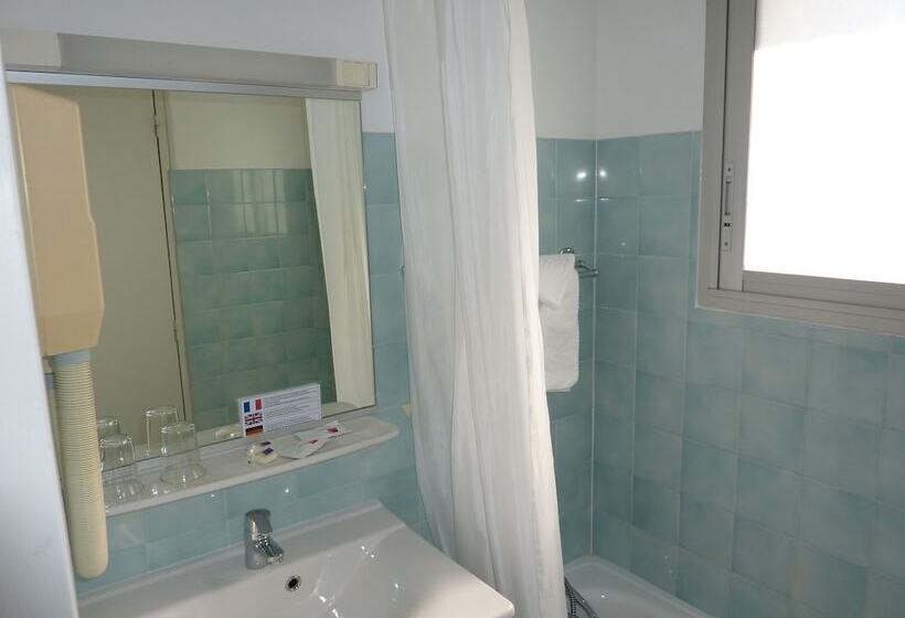 اتاق سوپریور با چشمانداز جانبی دریا, La Concorde