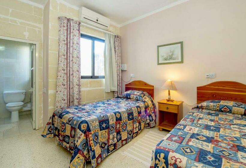 اتاق اکونومی, Lantern Guest House