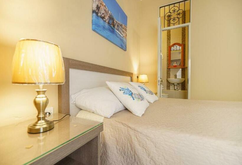 اتاق استاندارد, Lantern Guest House
