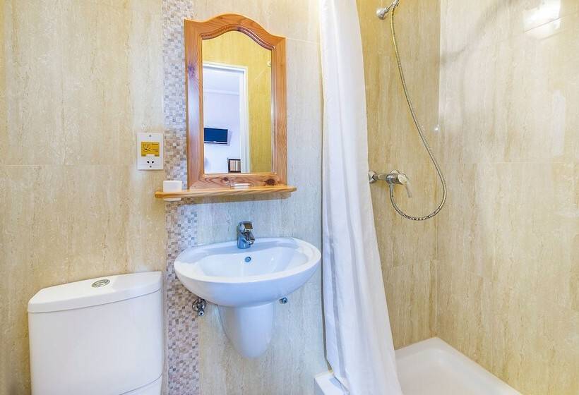 اتاق استاندارد, Lantern Guest House