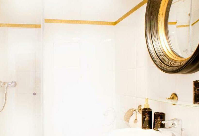 豪华工作室, Milford Suites Budapest