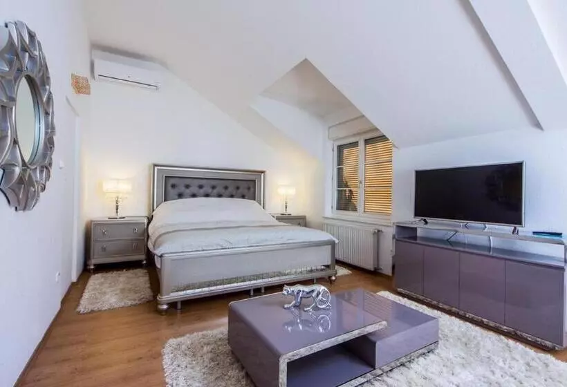 Perhehuoneisto, Milford Suites Budapest