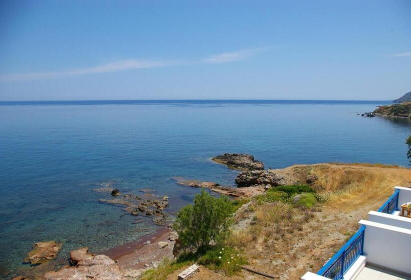 Номер Стандарт Вид на Море, Pelagia Aphrodite