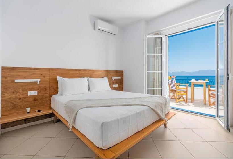 Номер Стандарт Вид на Море, Pelagia Aphrodite