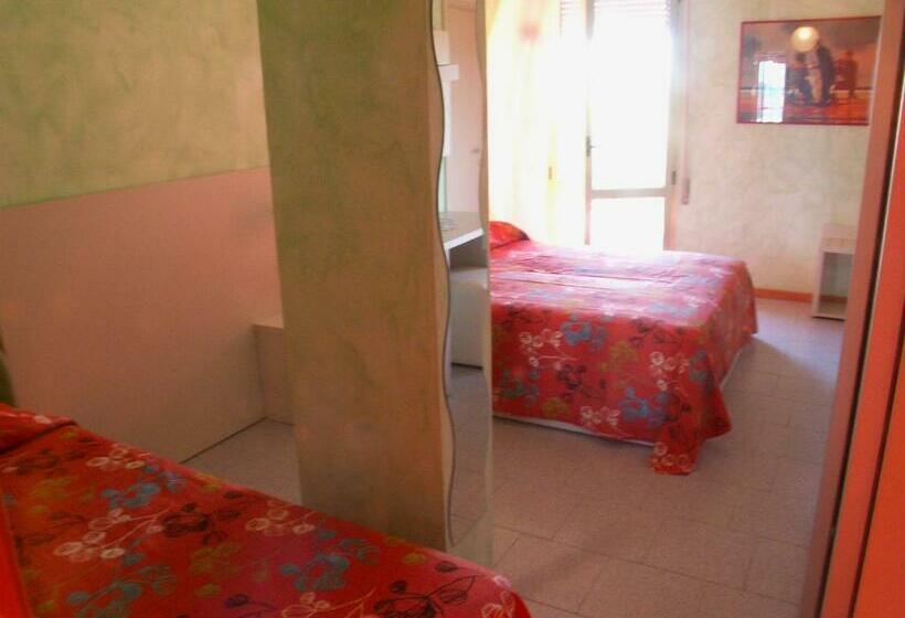 غرفة قياسية رباعية, Prestigio