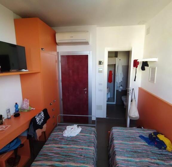 Quarto Economy, Prestigio