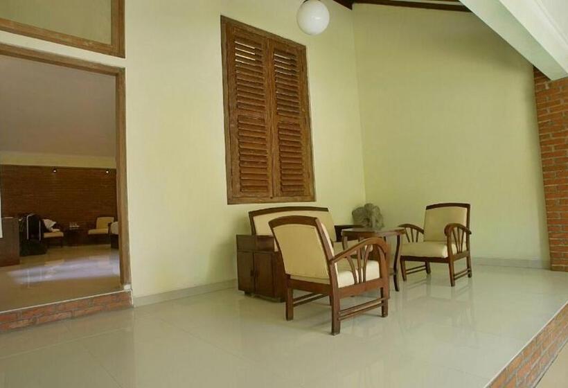 패밀리 룸, Puri Pangeran