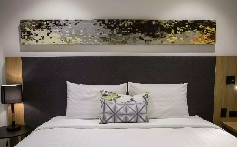 キングサイズベッドのスタンダードルーム, Quality Hotel Rules Club Wagga