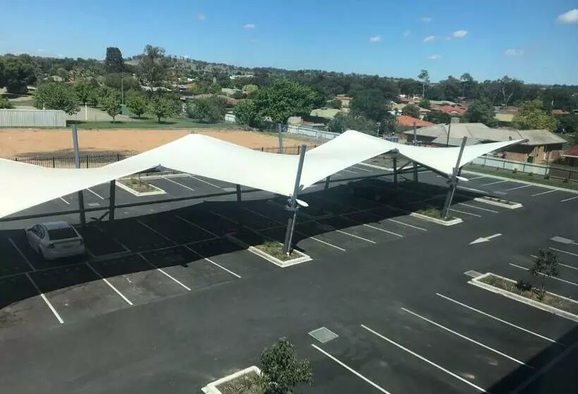 キングサイズベッドのスタンダードルーム, Quality Hotel Rules Club Wagga