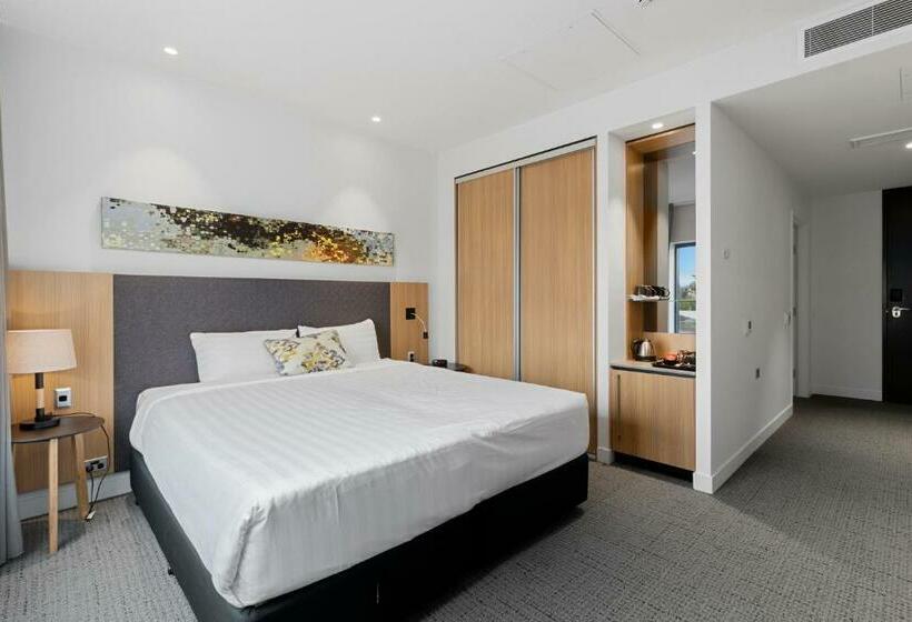 חדר סטנדרט, מיטת קינג, מותאם לאדם עם מוגבלויות, Quality Hotel Rules Club Wagga