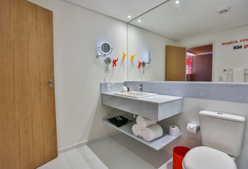 Студио Стандарт Кровать Кинг, Radisson Red Campinas