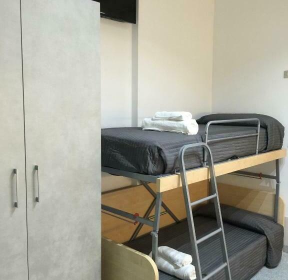 スタンダード４人部屋, Ragno D Oro