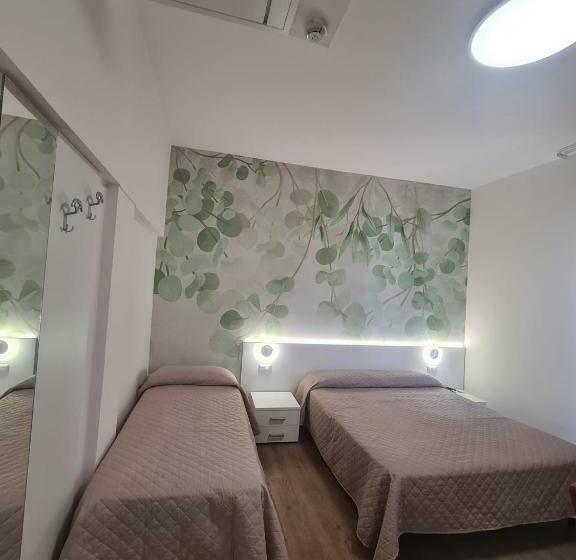 スタンダードトリプルルーム, Ragno D Oro