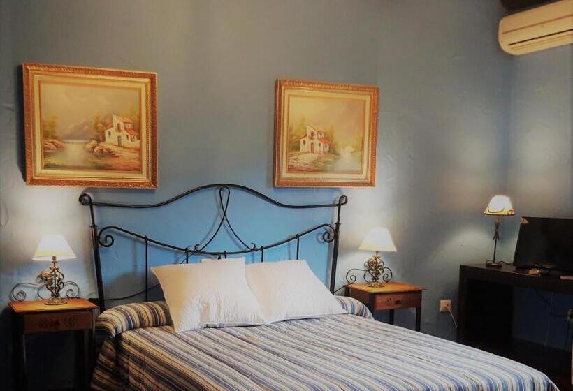 غرفة عائلية, Restaurante Las Buitreras