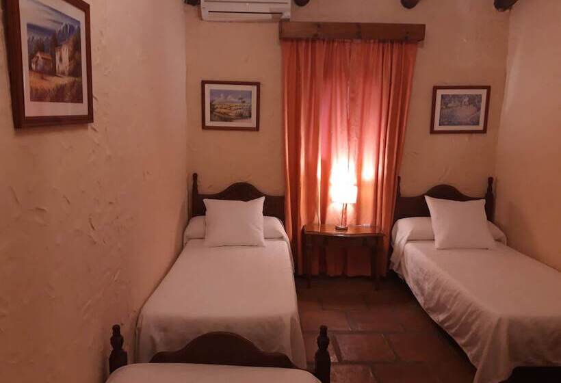 غرفة قياسية مطلّة علي الحديقة, Restaurante Las Buitreras