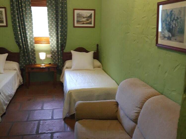 غرفة قياسية مطلّة علي الحديقة, Restaurante Las Buitreras