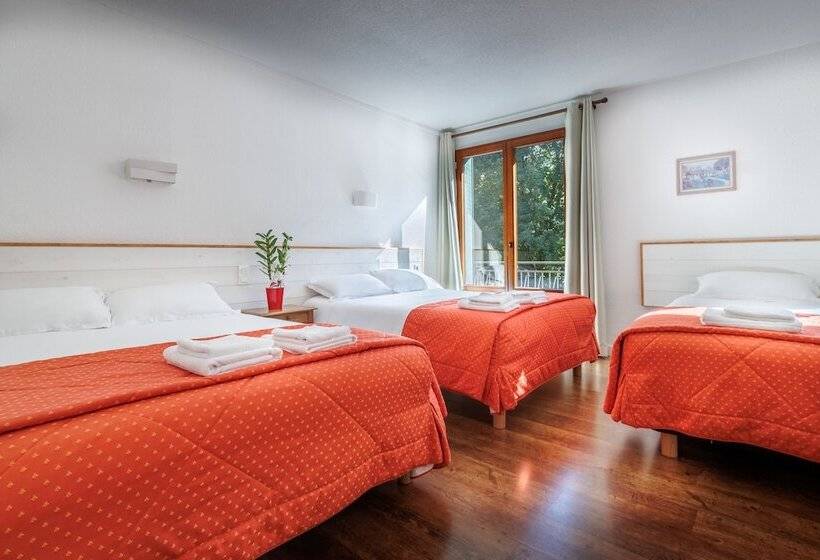 Семейный Номер, Saint Clair