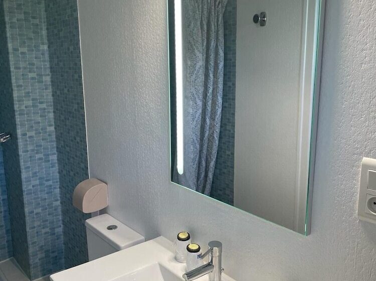 Номер Стандарт Трехместный, Saint Clair