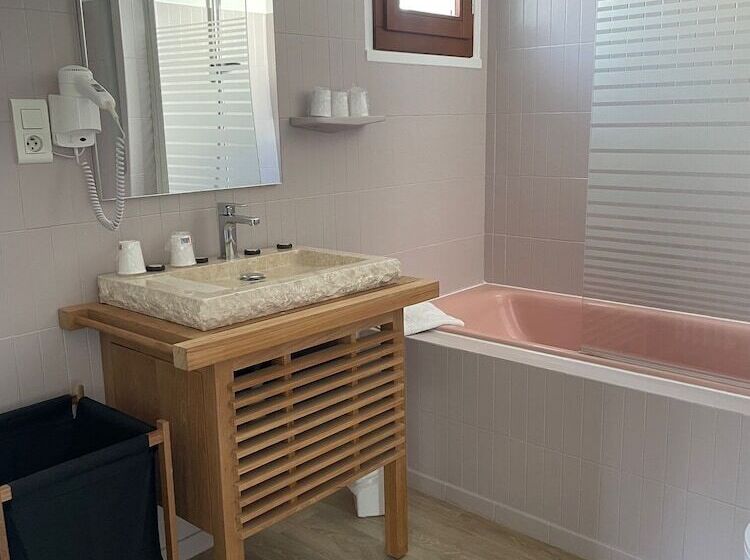 Семейный Номер, Saint Clair