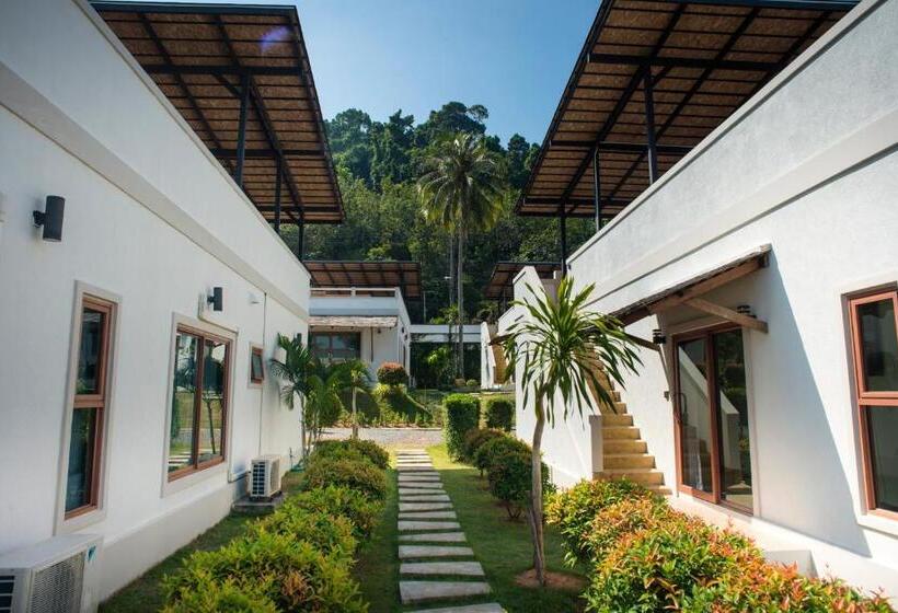 Вилла 2 Спальни, Serenity Resort Koh Chang