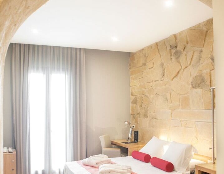 اتاق خانوادگی, Soho Boutique Capuchinos & Spa