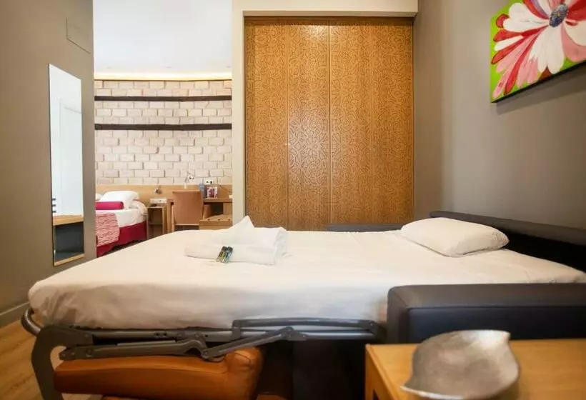 اتاق راحتی سه تخته, Soho Boutique Capuchinos & Spa