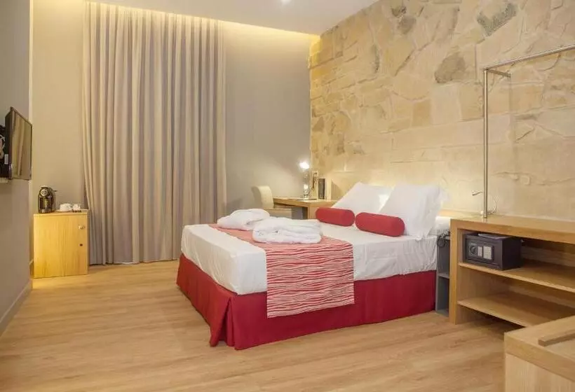 اتاق خانوادگی, Soho Boutique Capuchinos & Spa