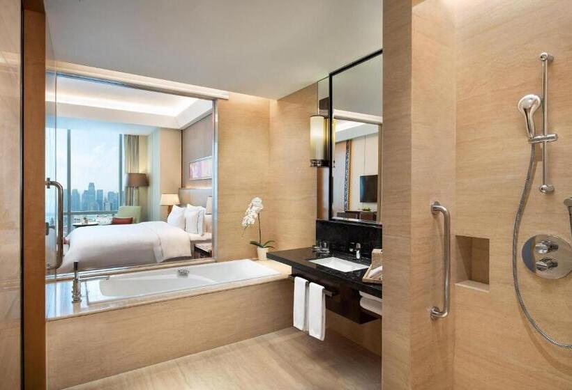 Стандартный Номер Кровать Кинг, The Westin Jakarta