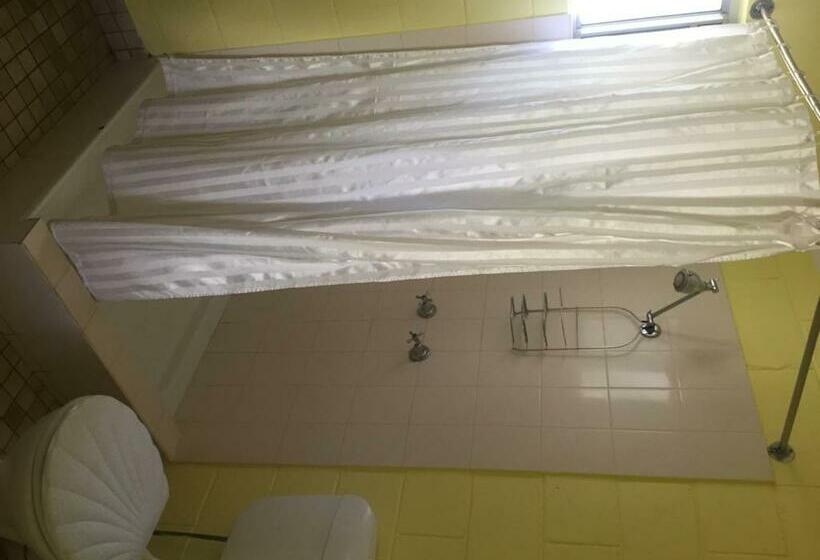 اتاق استاندارد, Wongai Beach