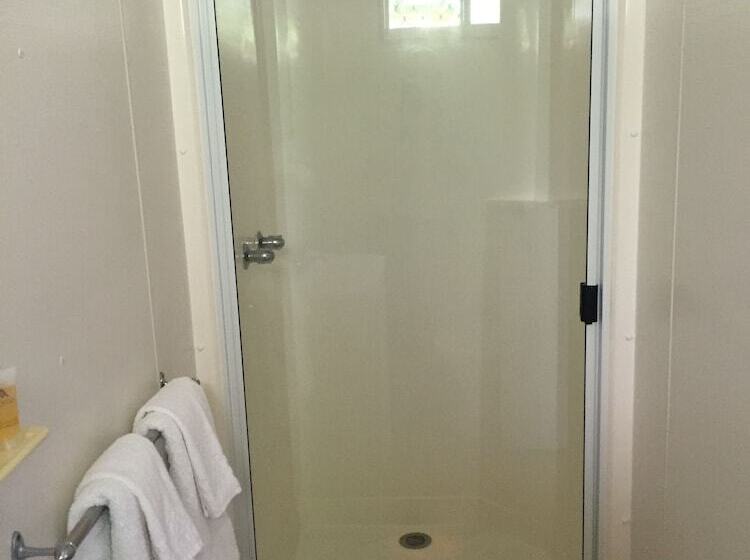 استودیوی استاندارد, Wongai Beach