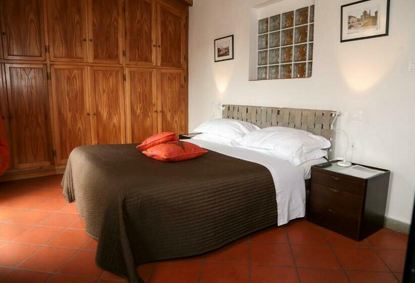 اتاق لوکس با بالکن, Home Boutique Santa Maria Novella