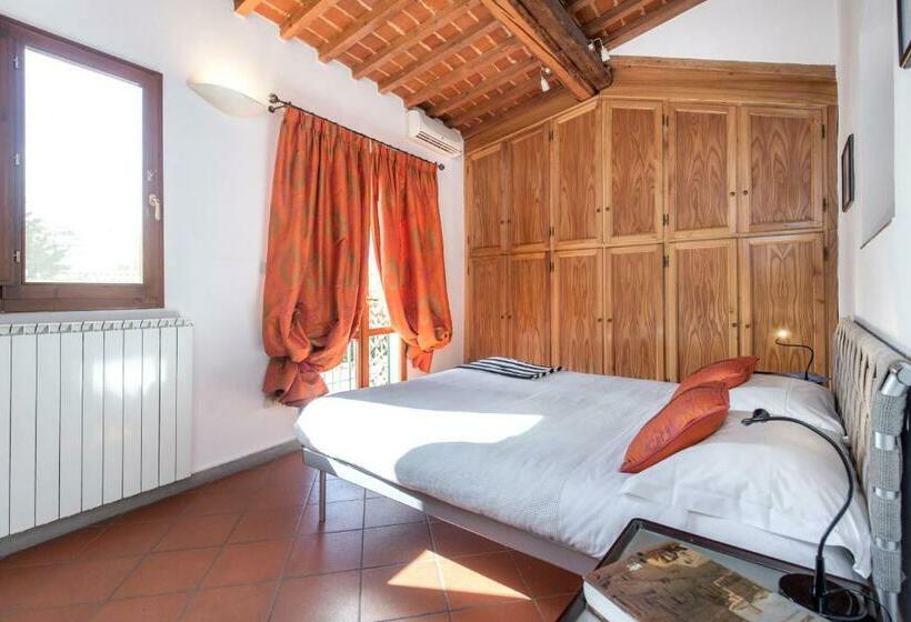 اتاق لوکس با بالکن, Home Boutique Santa Maria Novella