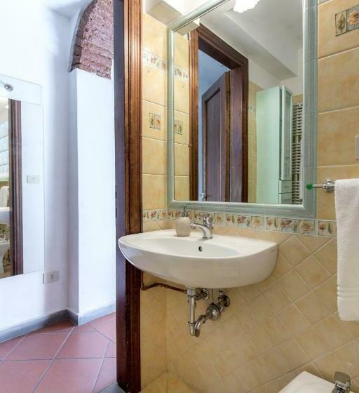 اتاق لوکس با بالکن, Home Boutique Santa Maria Novella