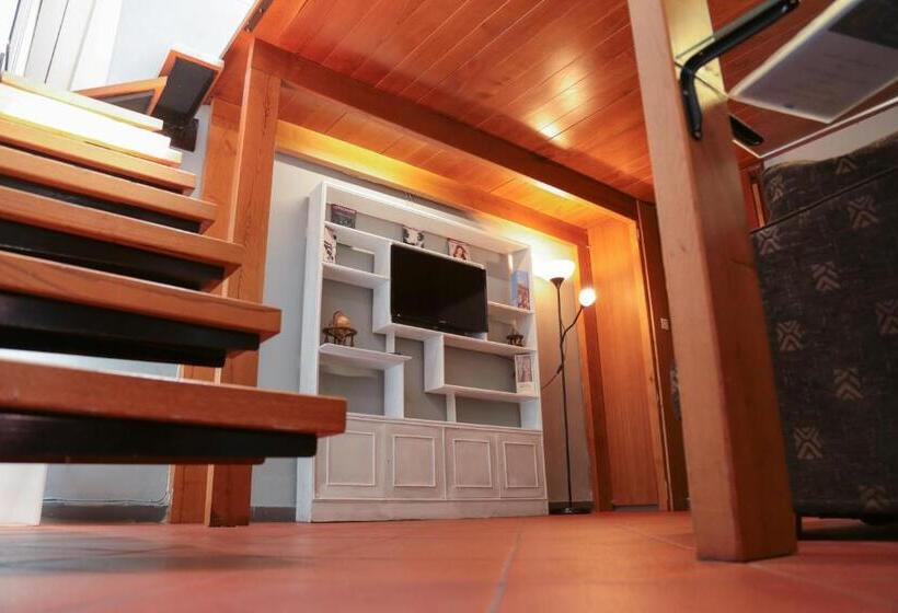 سوئیت جونیور خانوادگی, Home Boutique Santa Maria Novella