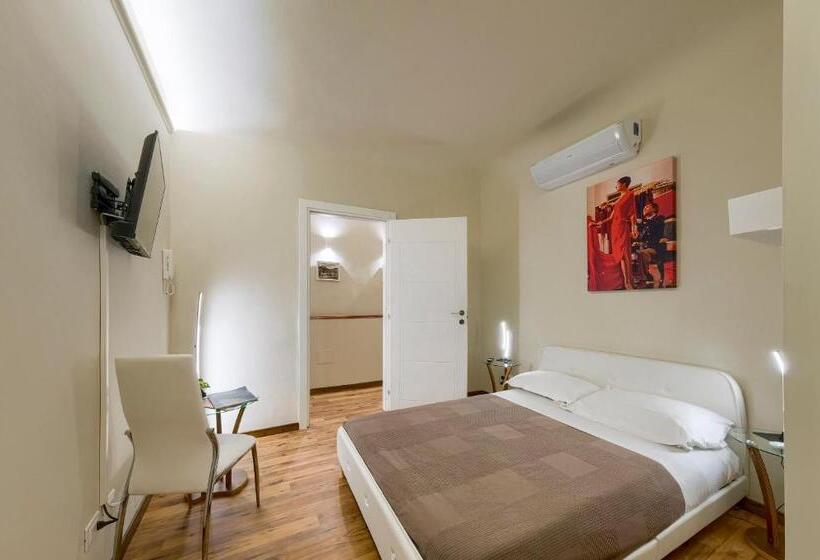 اتاق اجرایی, Home Boutique Santa Maria Novella