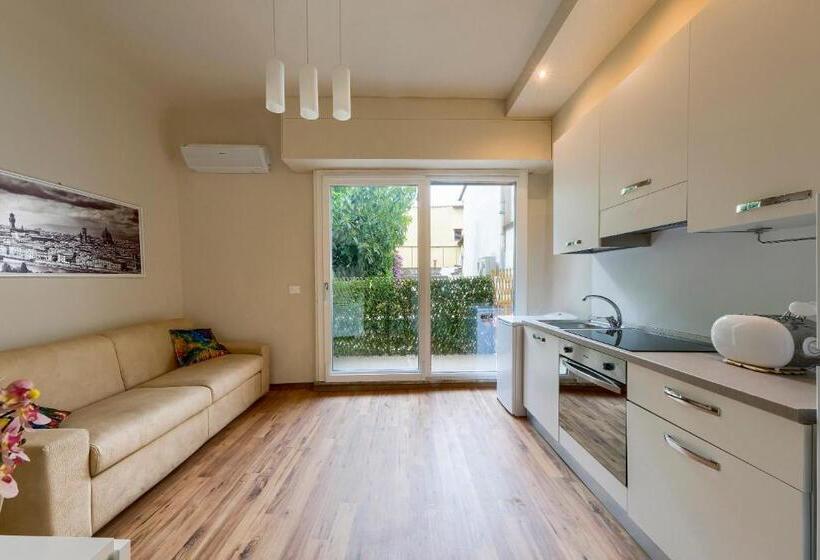 Deluxe Suite King Bed, Home Boutique Santa Maria Novella