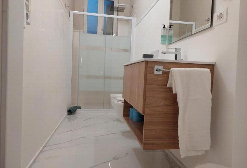 Deluxe Suite King Bed, Home Boutique Santa Maria Novella