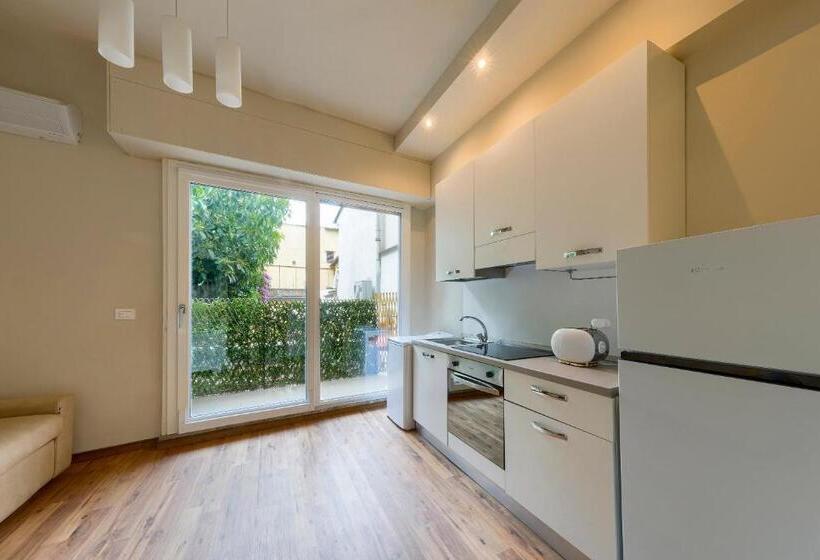 Deluxe Suite King Bed, Home Boutique Santa Maria Novella