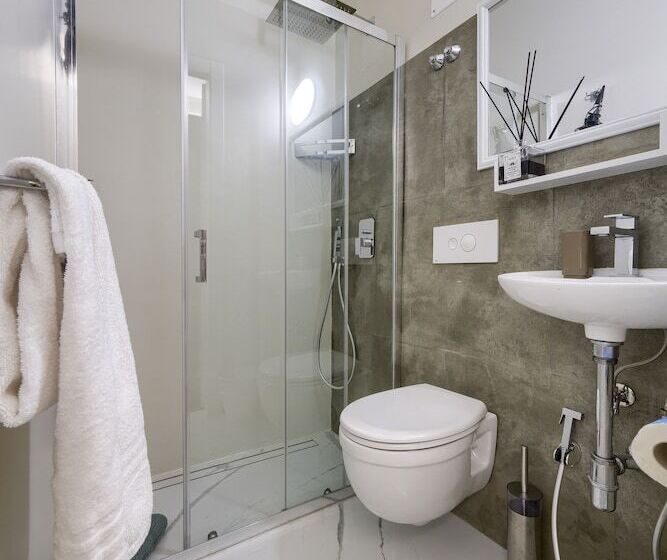 اتاق اجرایی, Home Boutique Santa Maria Novella