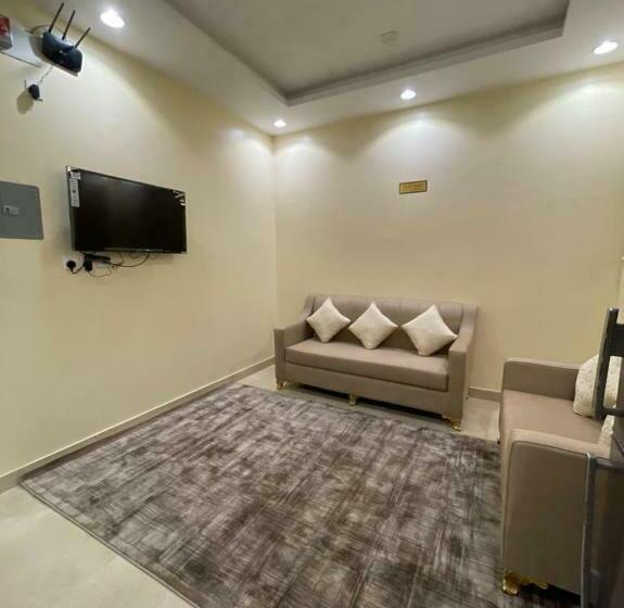 شقة غرفة واحدة, فندق الفيصلية